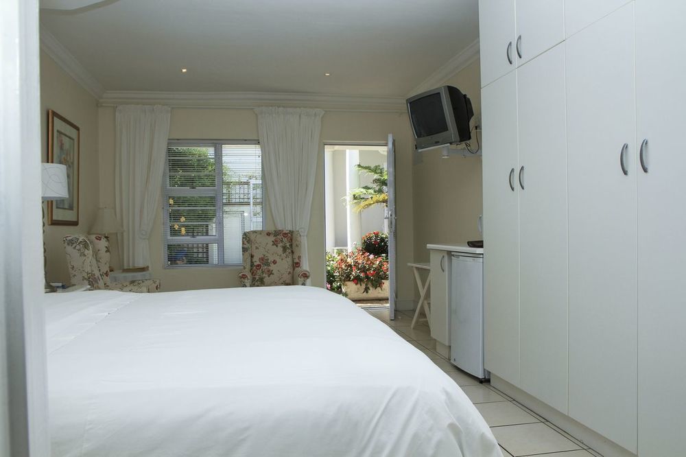 กอร์ดอนบีชลอดจ์ Hotel กอร์ดอนส์เบย์ ภายนอก รูปภาพ